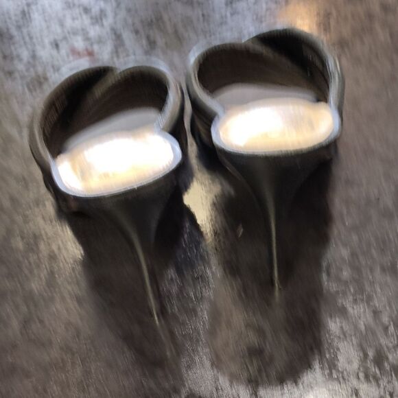 Vince Camuto Black Mules with Square Toe and Modern Design - Picture 4 of 6